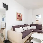 Family-friendly With Swimming Pool - 23595 Pula