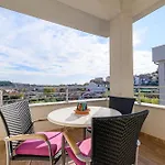 Family-friendly With Swimming Pool - 23595 Apartamento