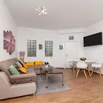 Apartamento Family-friendly With Swimming Pool - 23595 *