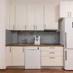 Apartamento Family-friendly With Swimming Pool - 23595