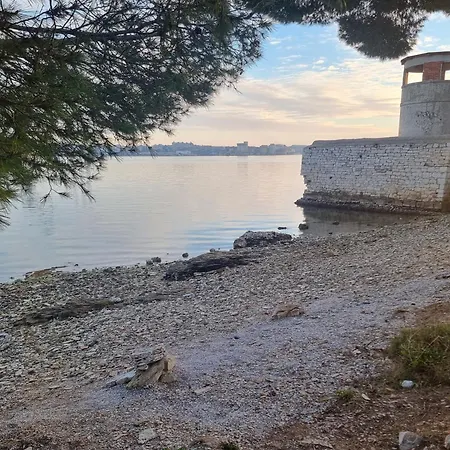 Family-friendly With Swimming Pool - 23595 Daire