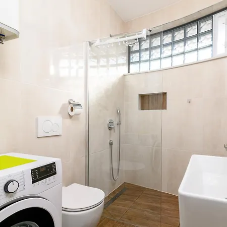 Family-friendly With Swimming Pool - 23595 아파트