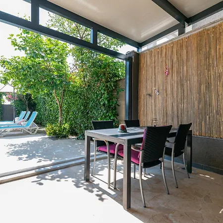 Family-friendly With Swimming Pool - 23595 아파트 *