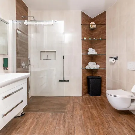 Daire Family-friendly With Swimming Pool - 23595