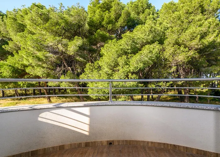 Family-friendly With Swimming Pool - 23595 Apartment