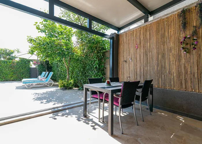 Family-friendly With Swimming Pool - 23595 Apartment *