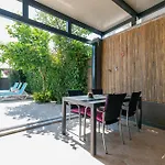 Family-friendly With Swimming Pool - 23595 Apartman *